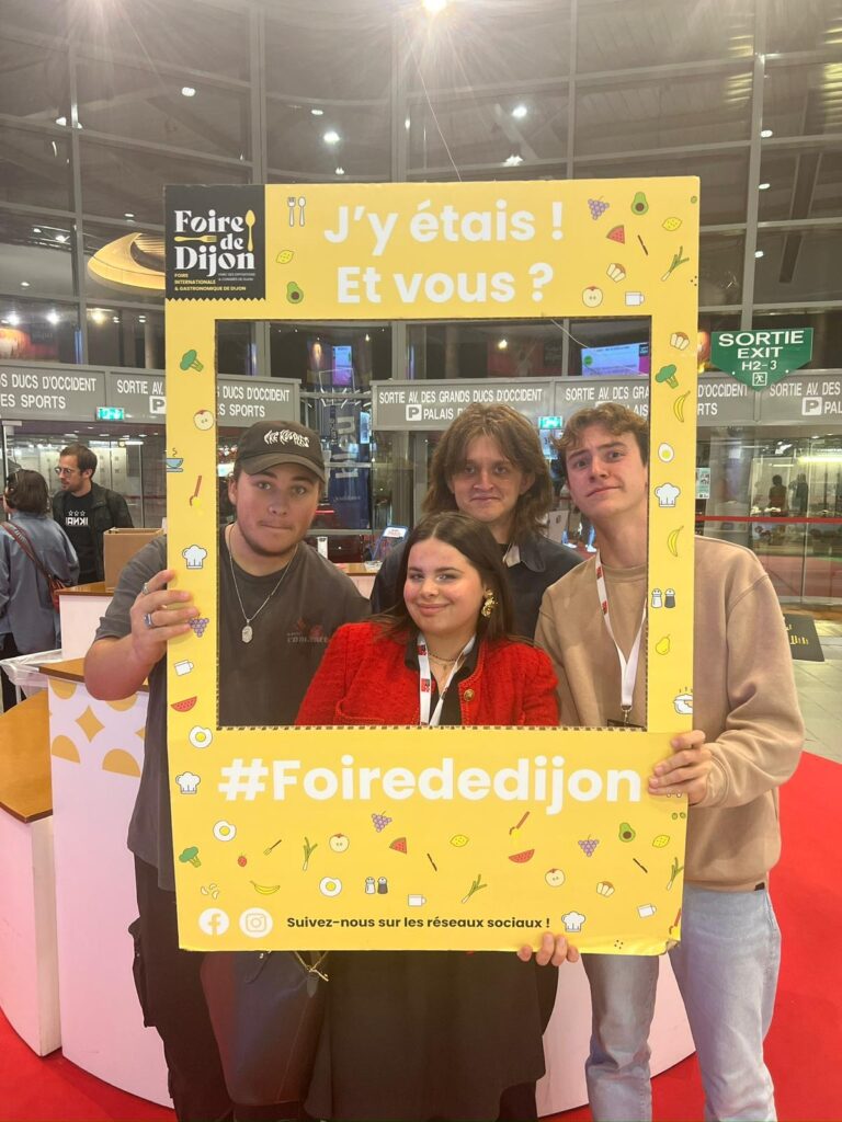 Les BTS communication en action à la Foire Gastronomique