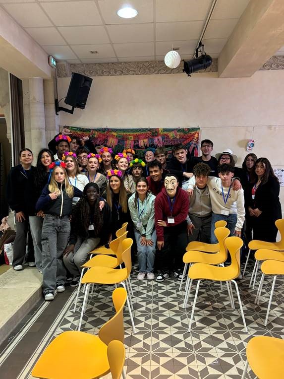 Fête de l’hispanité organisée par les lycéens pour les collégiens