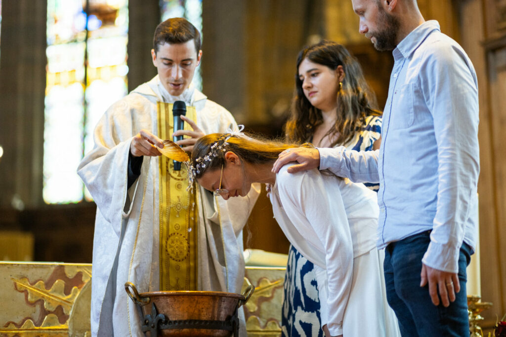 Professions de foi, baptêmes et première communion des collégiens