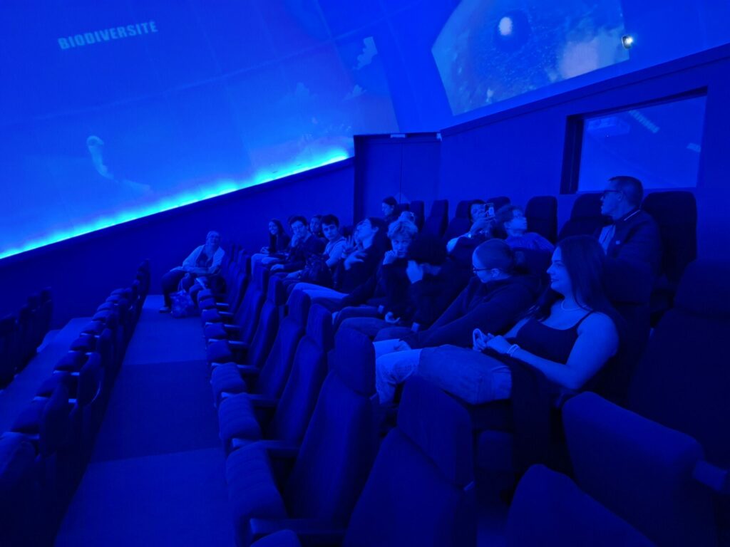 Sortie au planétarium pour les élèves de Première en enseignements scientifiques