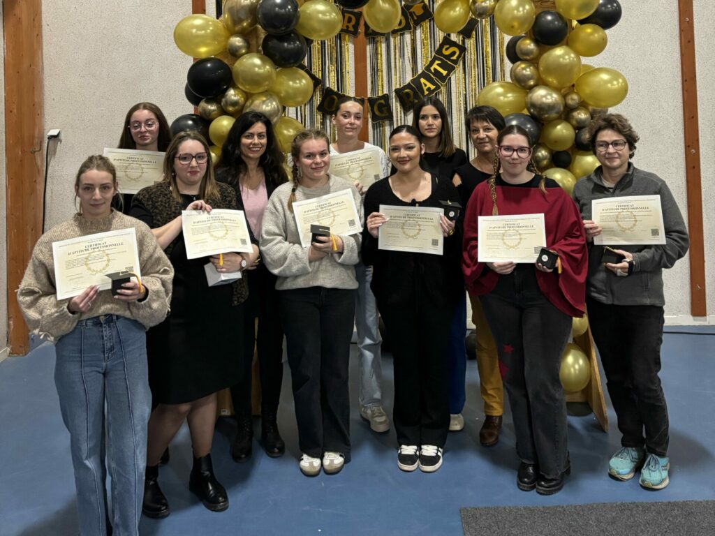 Fierté et émotion à la cérémonie de remise des diplômes des BTS, CAP AEPE, DE CESF et Bachelor CPE Promotion 2025