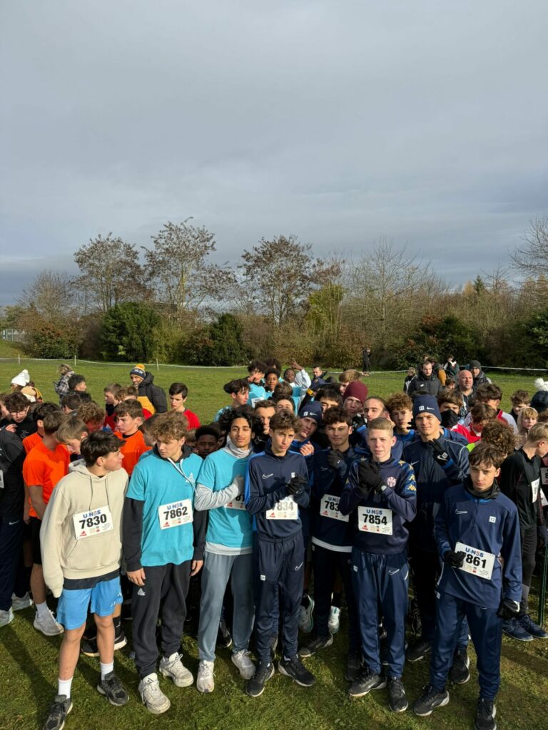 Mercredi 19 novembre se déroulait le Cross Départemental UNSS