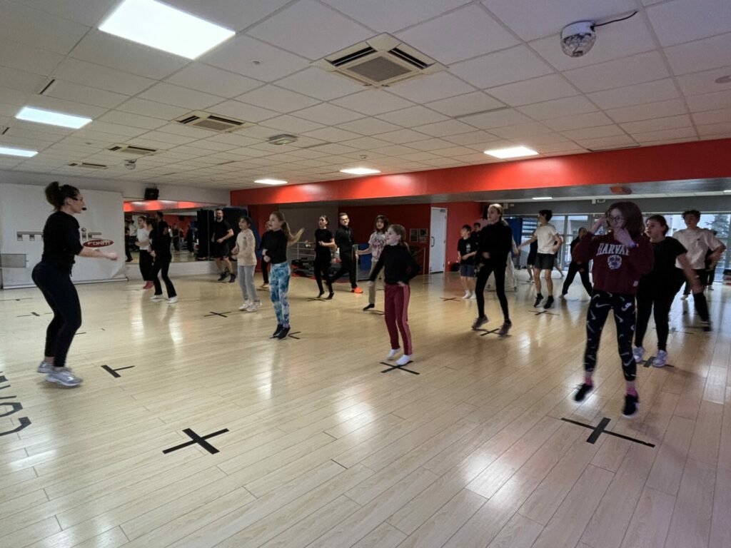 Séance découverte de Body Attack pour les élèves de 5e