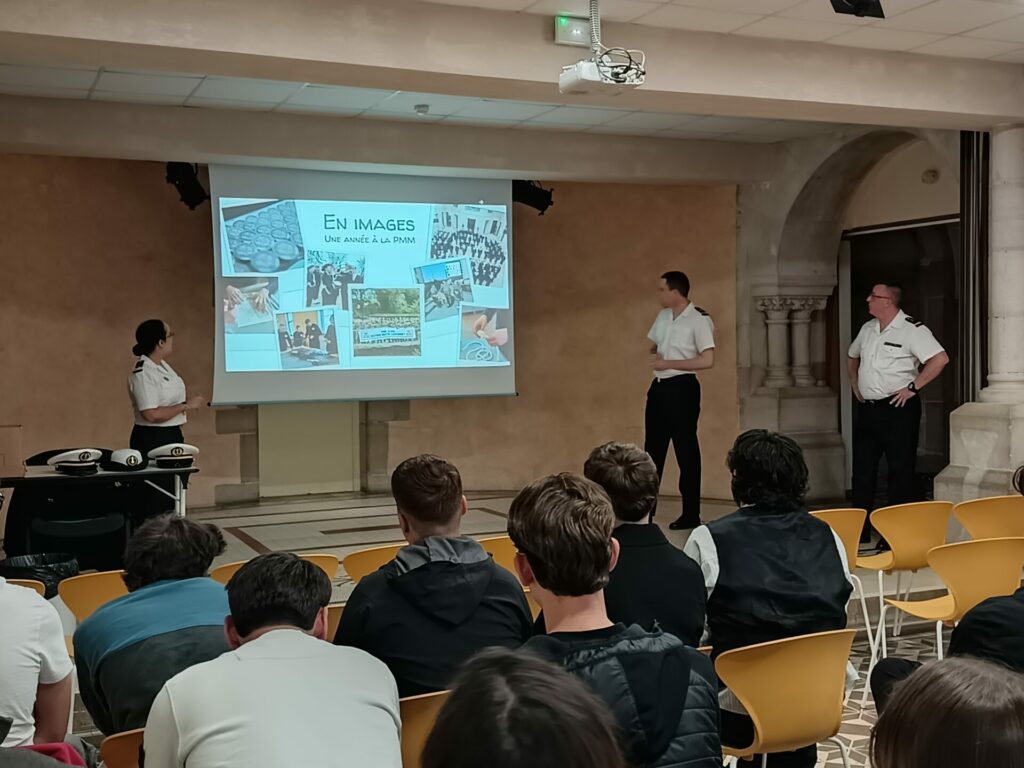 Immersion au cœur de la Marine pour la classe Défense TGT